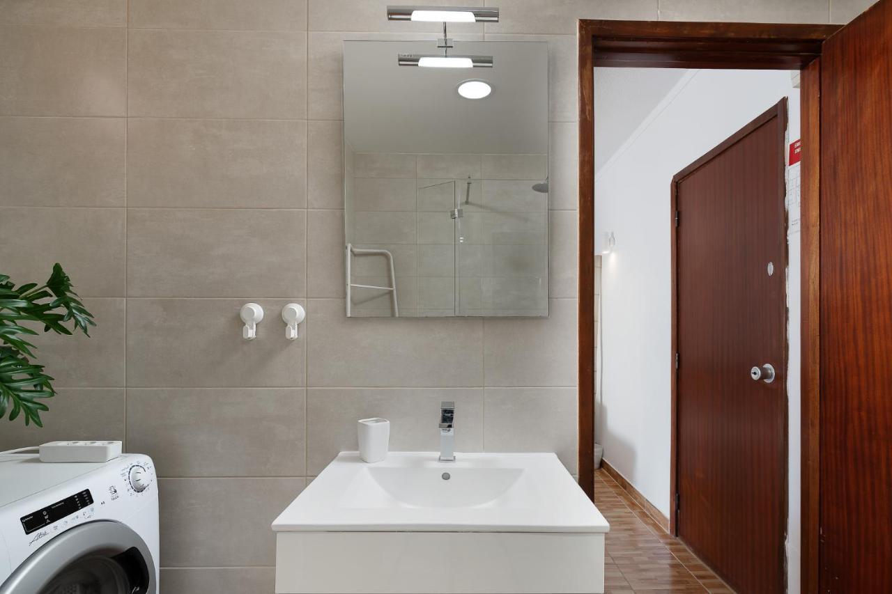 Praia Da Rocha Apartment By Lovelystay Portimao Bagian luar foto